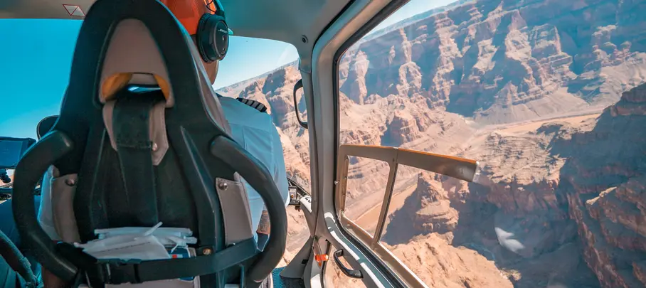 Helikoptervlucht boven de Grand Canyon