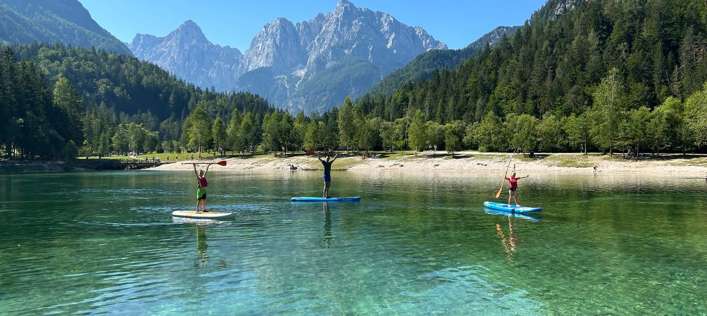 Suppen op Lake Jasna in Slovenië