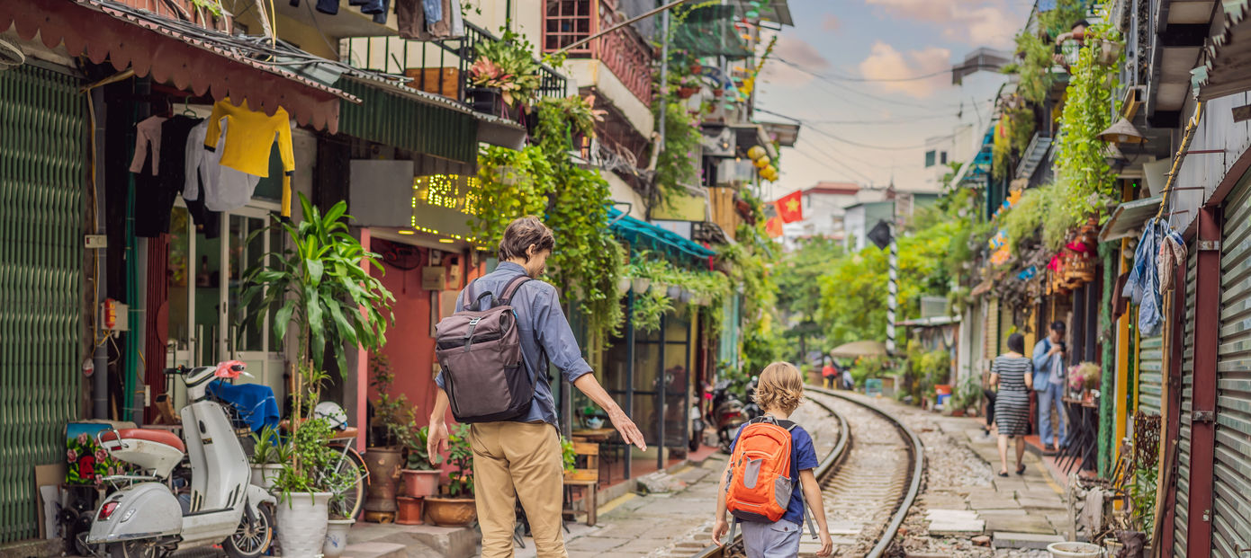 Wandelen op het spoor in Hanoi