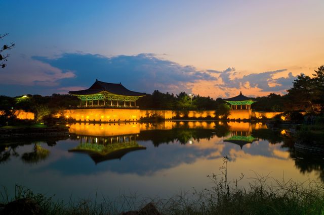 Donggung Palace en Wolji Pond in Gyeongju