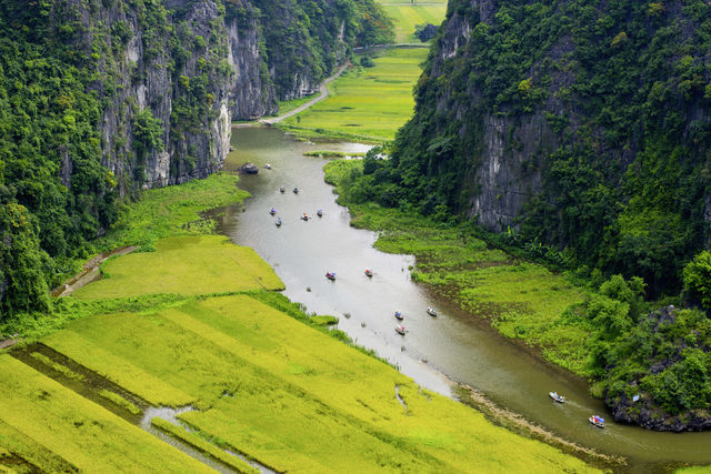 tenzing travel vietnam