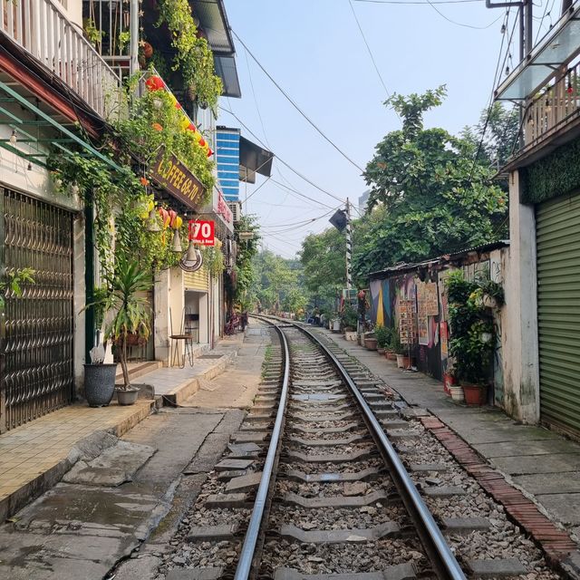 De beroemde train street in Hanoi