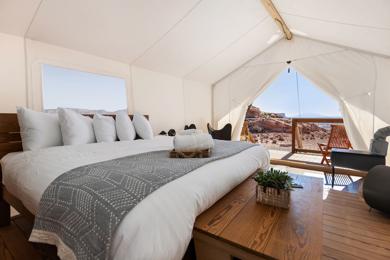 Binnenkijken in de tent, Under Canvas Lake Powell