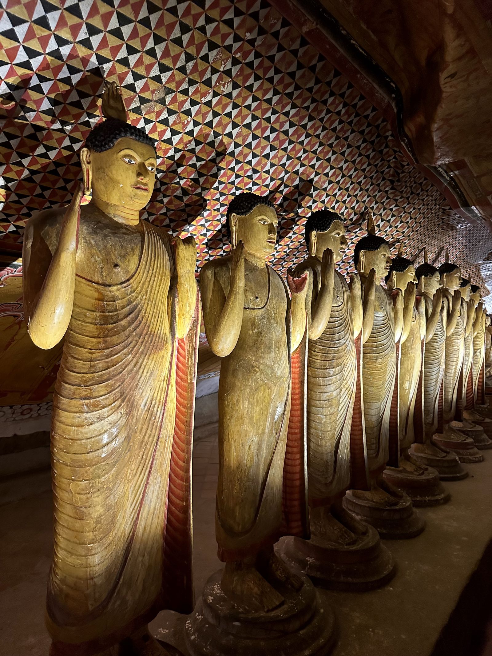 Buddas in Dambulla Cave Tempel