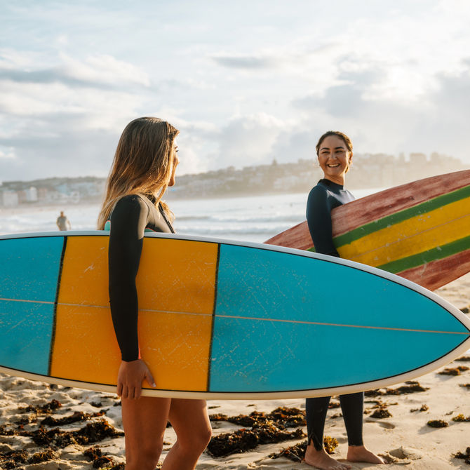 Surfen op Bondi Beach in Sydney