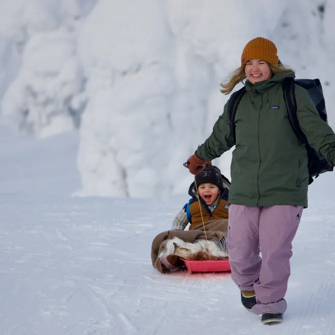 Sleeën in Ruka, Fins Lapland
