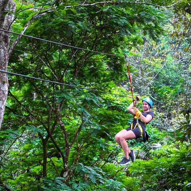 Ziplinen door de jungle in Sarapiquí