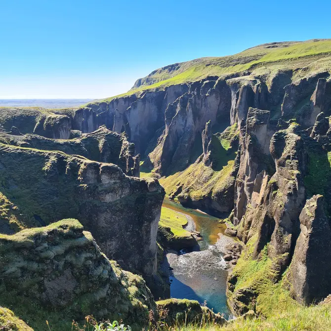 Fjaðrárgljúfur kloof