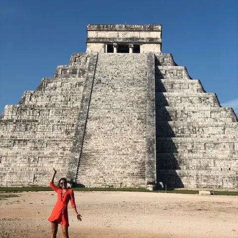 Reisspecialist Nicole bij Chichén Itzá