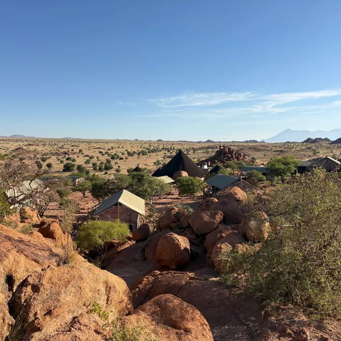 Tenten verblijf van Ondjamba in Damaraland Namibie
