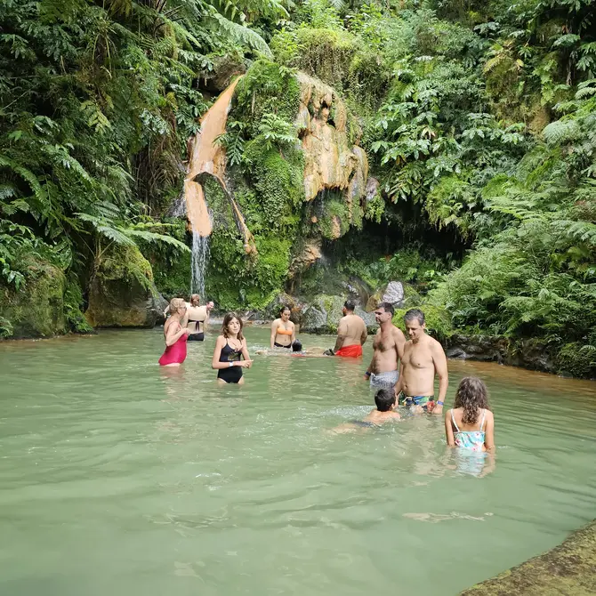 Warmwaterbron Caldeira Velha Azoren