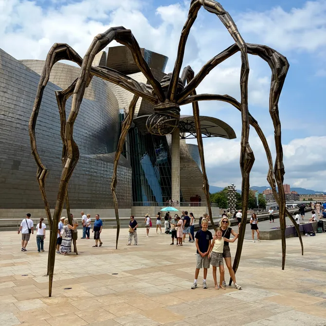 Kunst bij het Guggenheim Bilbao Museum