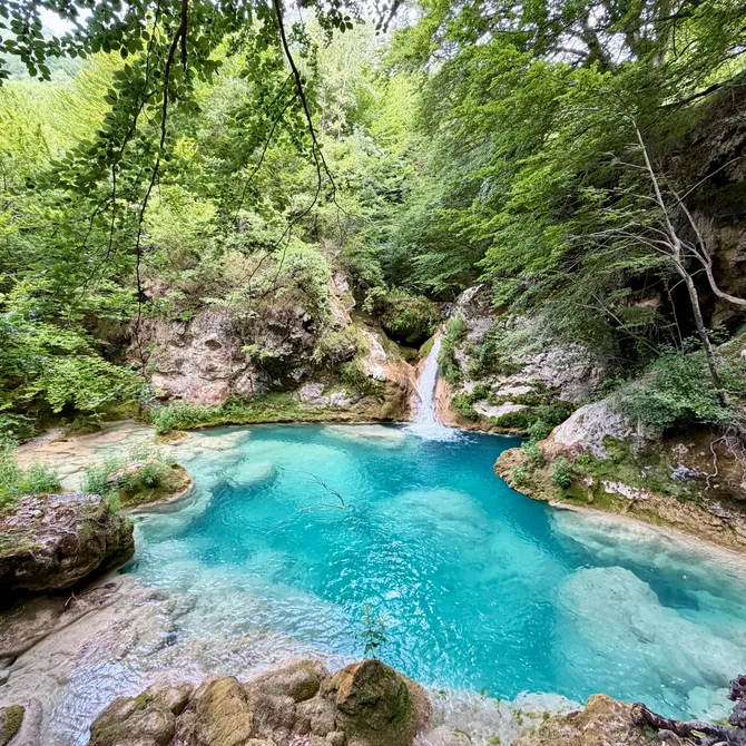 Waterval in Urbasa-Andia