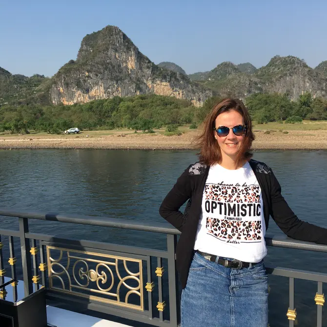 Reisspecialist Diana bij Halong Bay