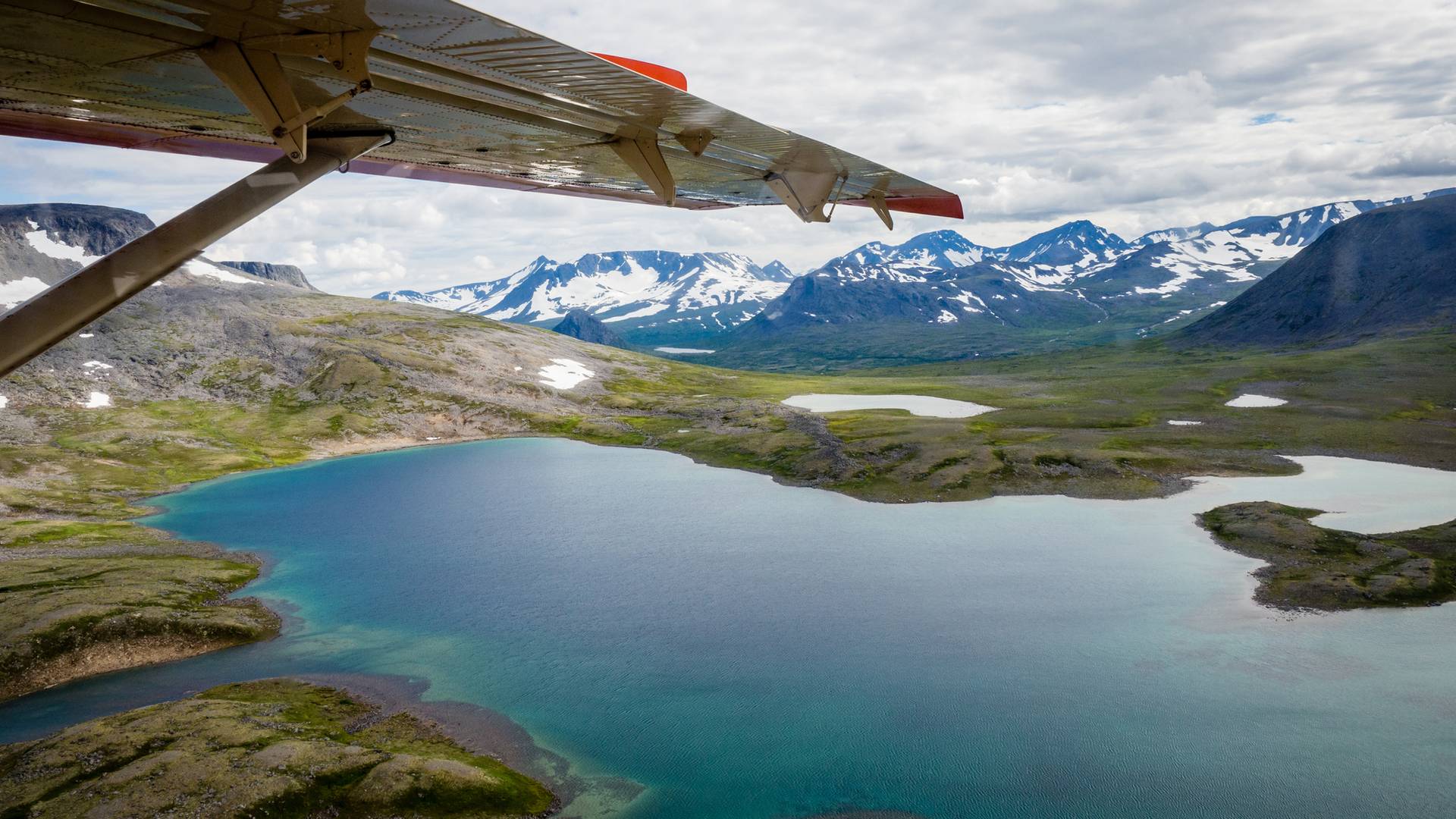 Watervliegtuig over Alaska