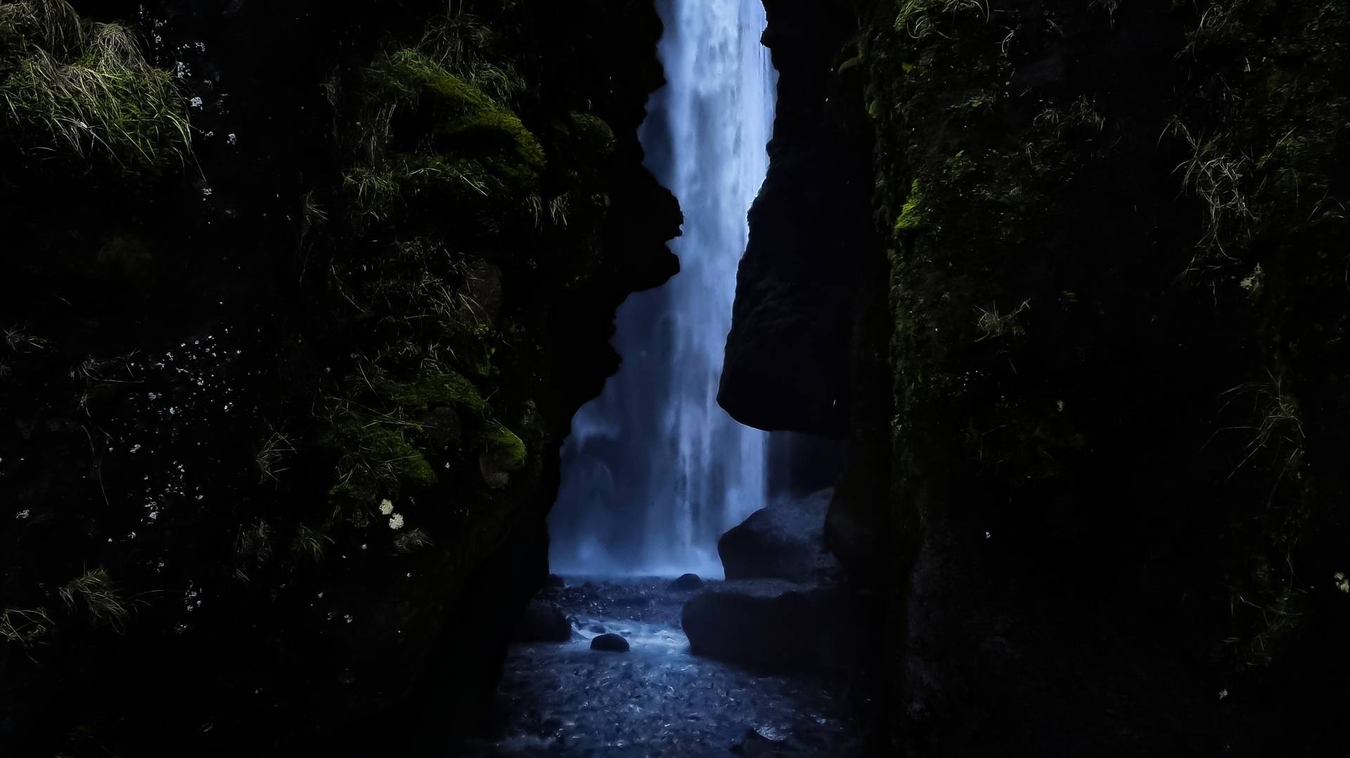 Binnenkijken Gljufrabui, IJsland