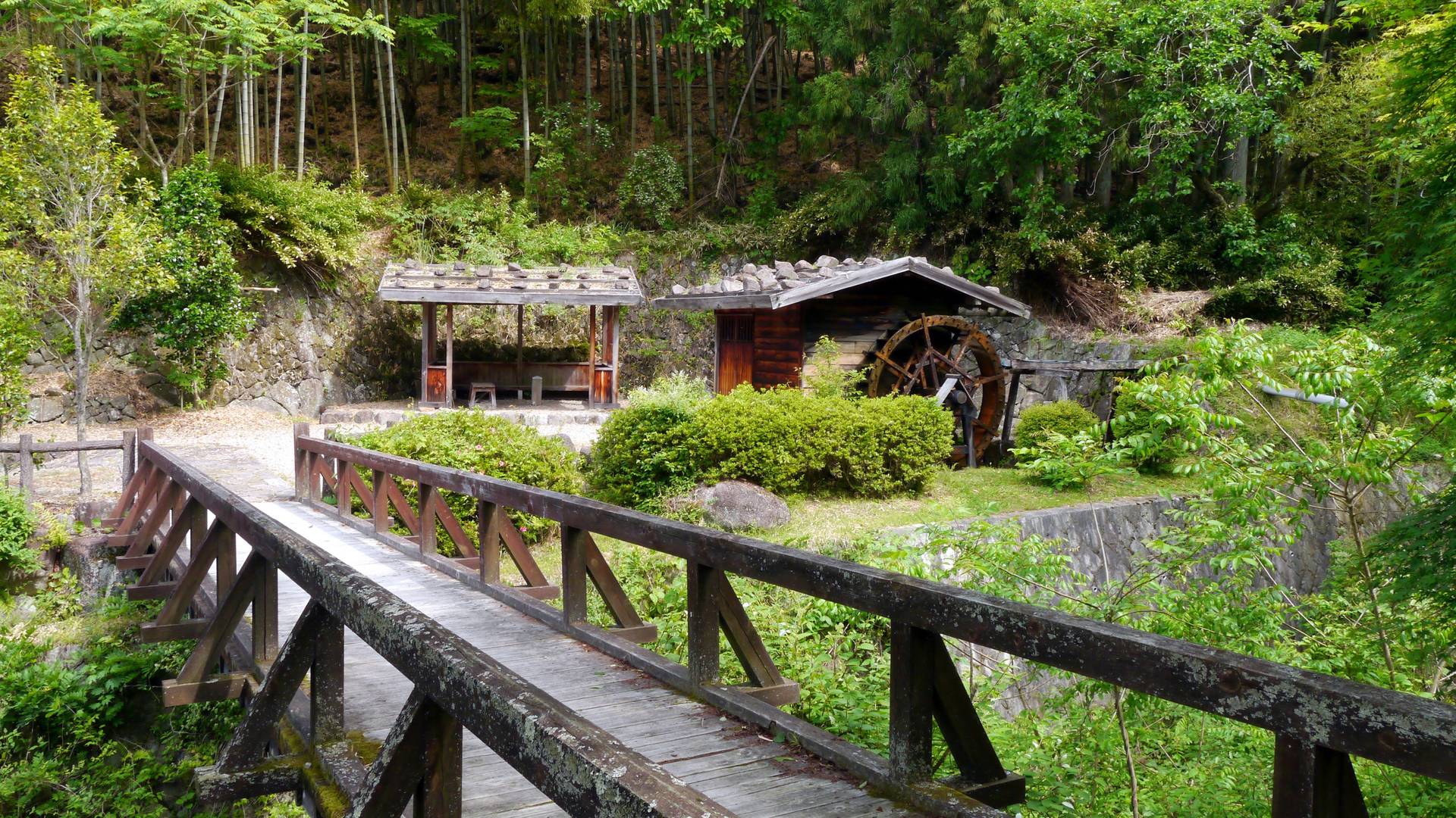 waterrad tsumago nakasendo trail, japan