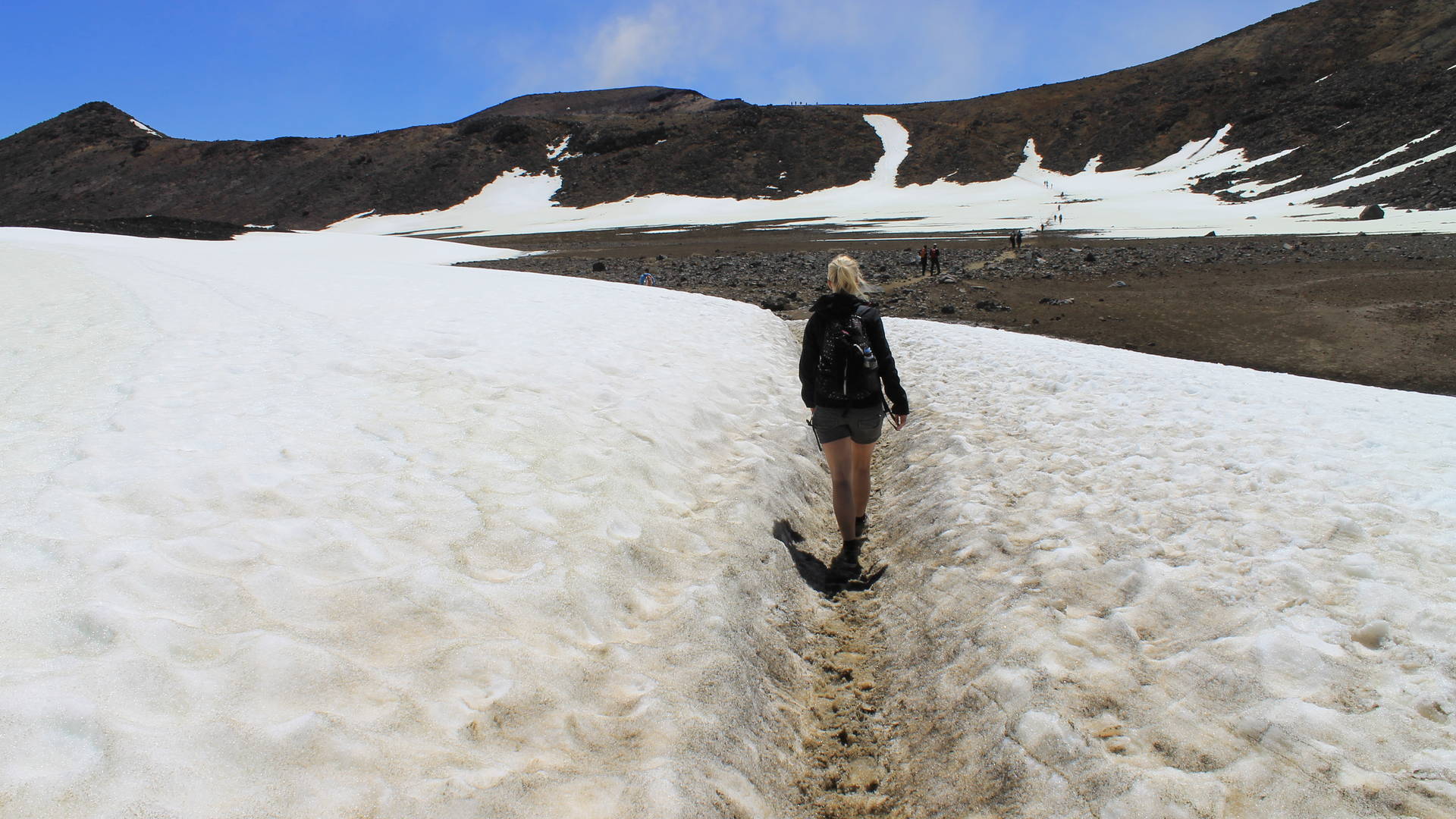 Reisspecialist Inge in het Tongariro National Park