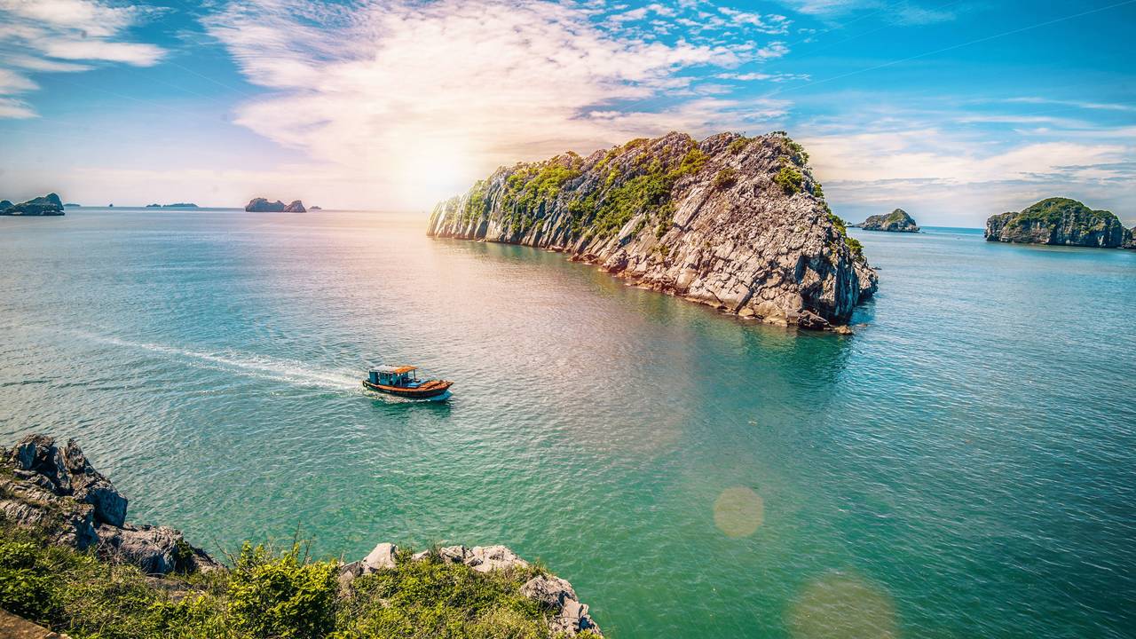 Uitzicht op Halong Bay, Vietnam