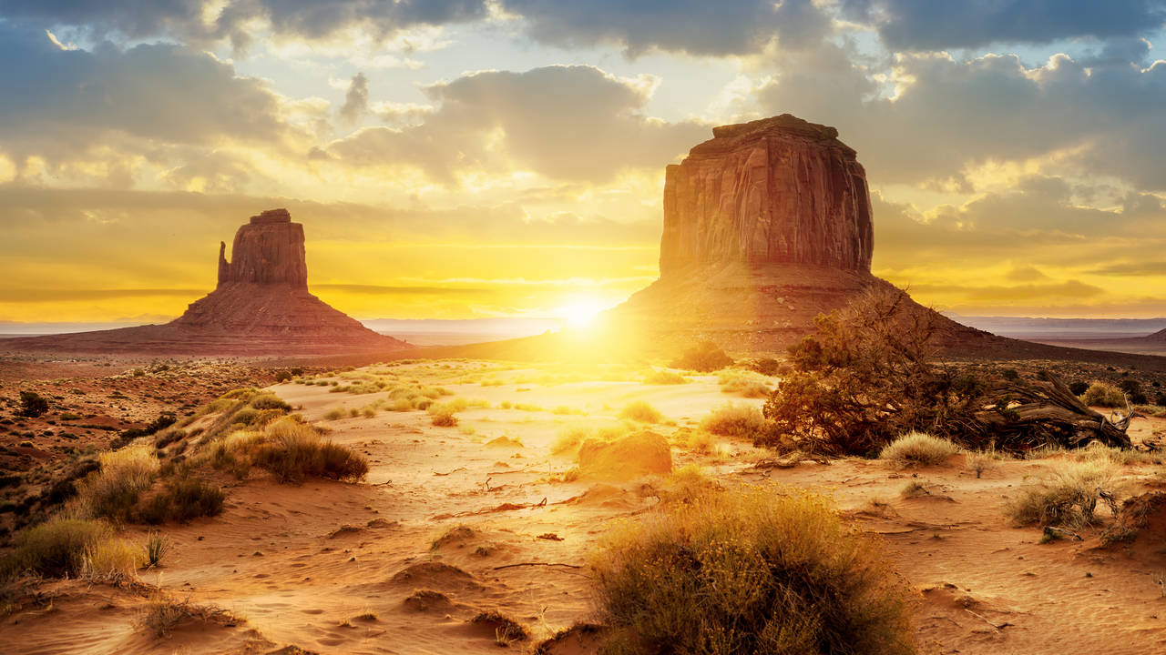 Monument Valley, Arizona, tijdens zonsondergang