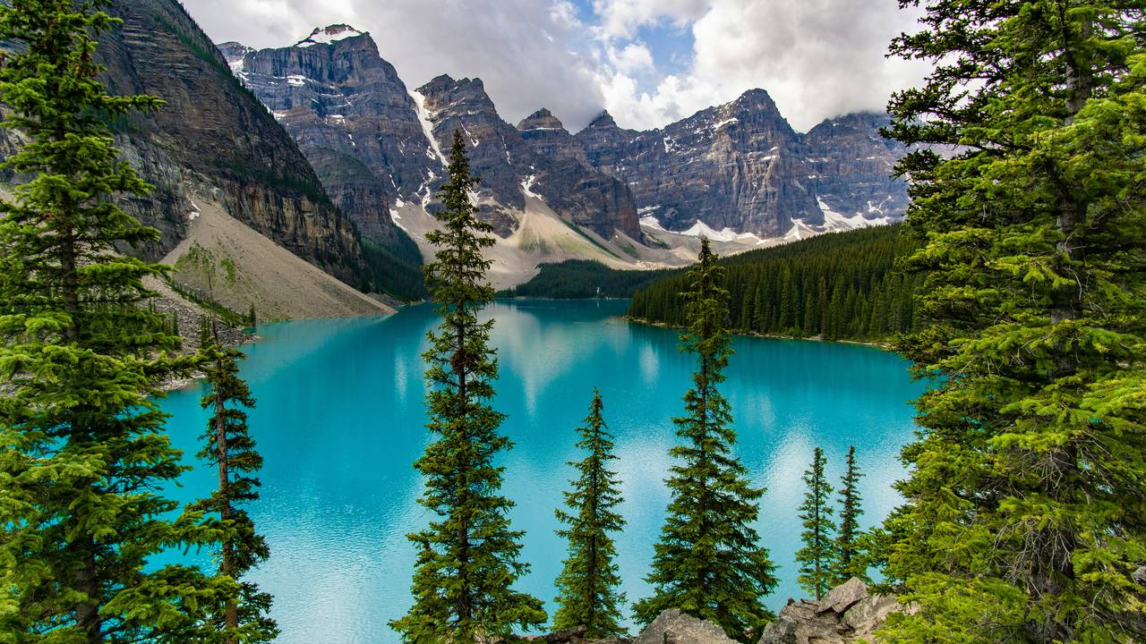 Uitzicht op Moraine Lake