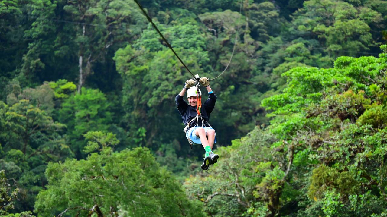 Zipline bij La Fortuna in Costa Rica