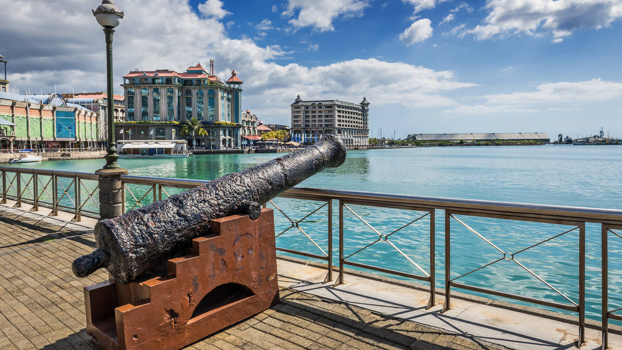 Waterfront van Port Louise op Mauritius