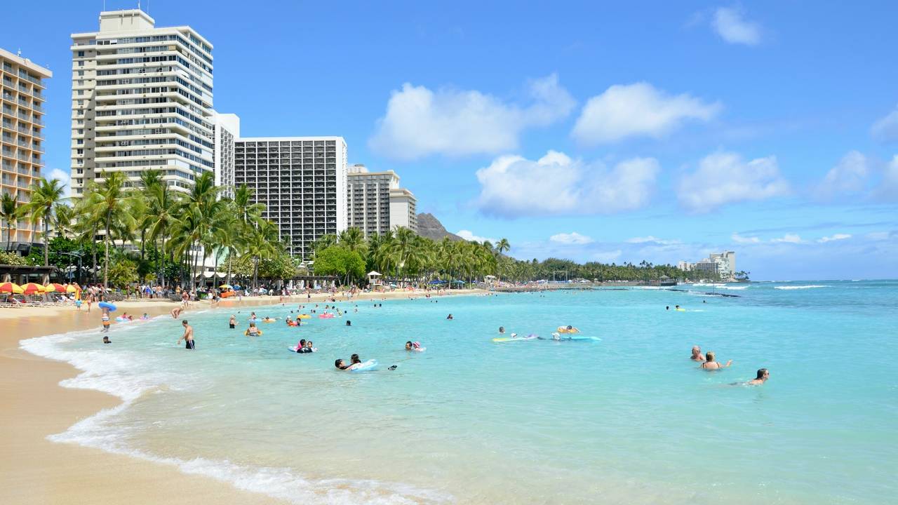 Waikiki Beach bij Honolulu op Hawaii