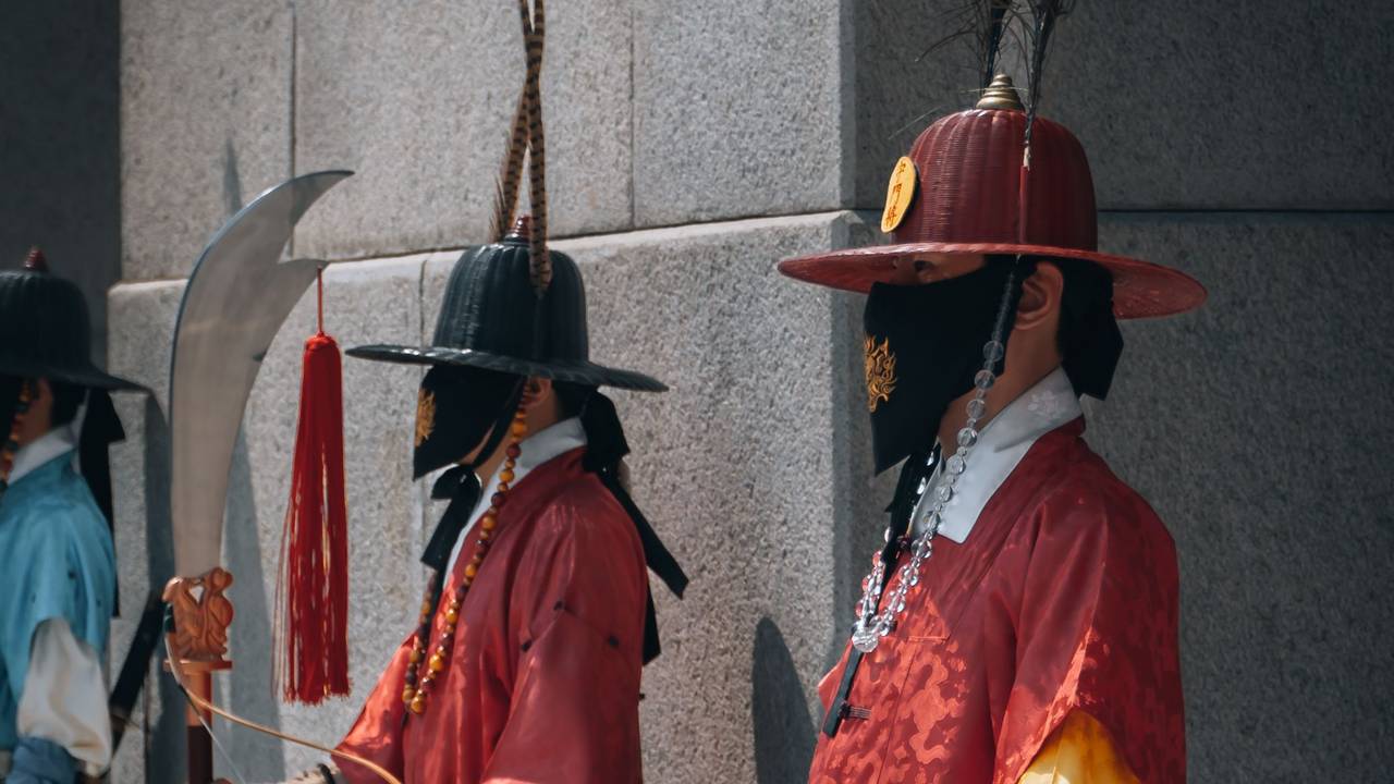 Wachters voor het Gyeongbokgung paleis