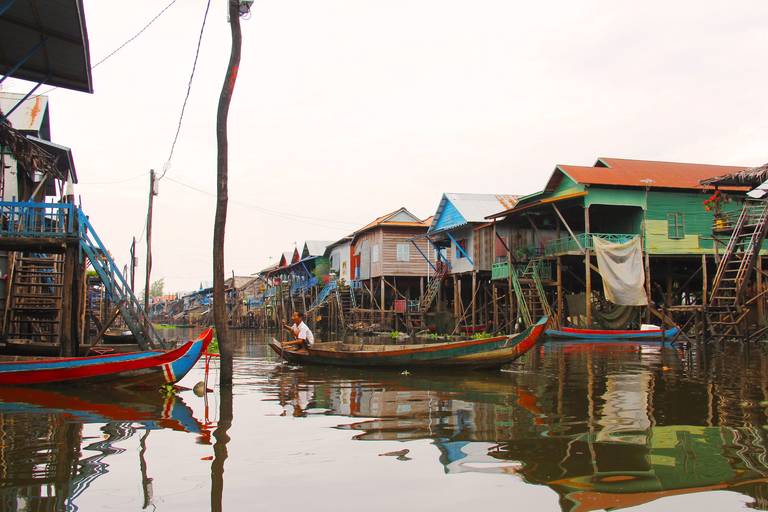 Drijvend dorpje nabij Siem Reap