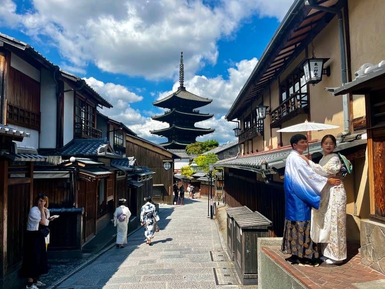 Sannezaka street in Kyoto