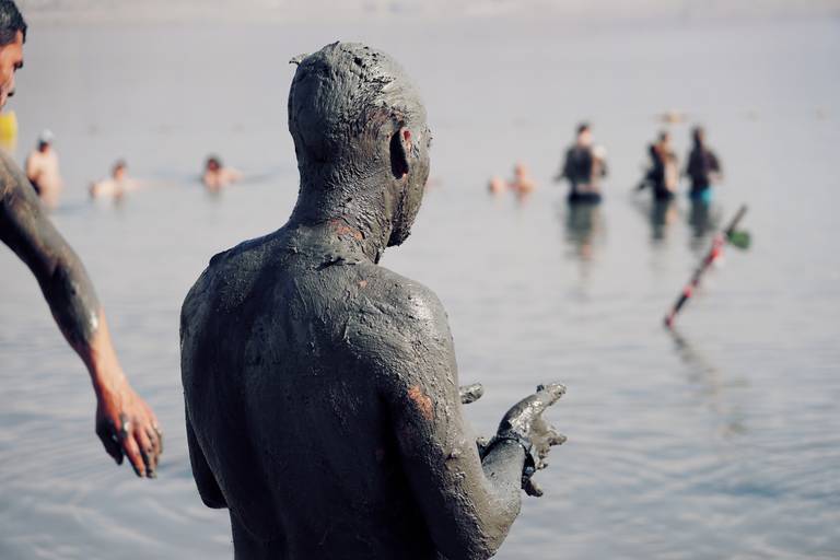 Klei masker in de Dode Zee