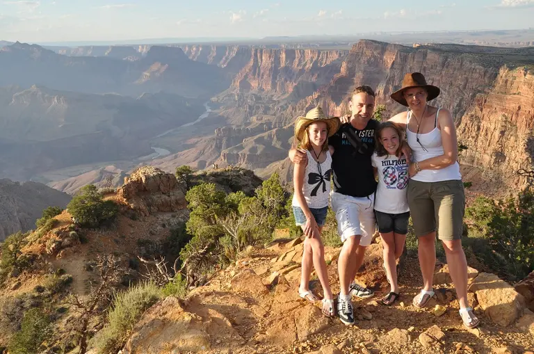 Gezin bij de Grand Canyon